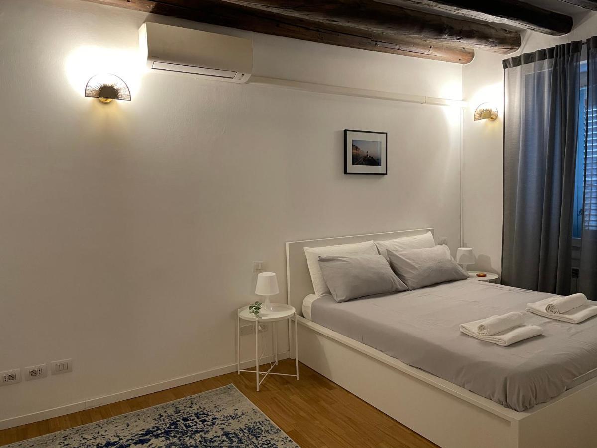 Tortona, 12 - Tra Fashion E Design Apartment *